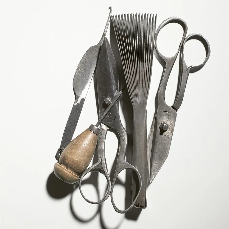 Handgemaakt vloerkleed geweven in India, hoogwaardige wol en bamboezijde - Anella Viadurini