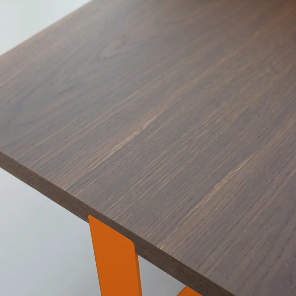 Luxe salontafel van gekleurd metaal en houten blad - Anacleto Viadurini