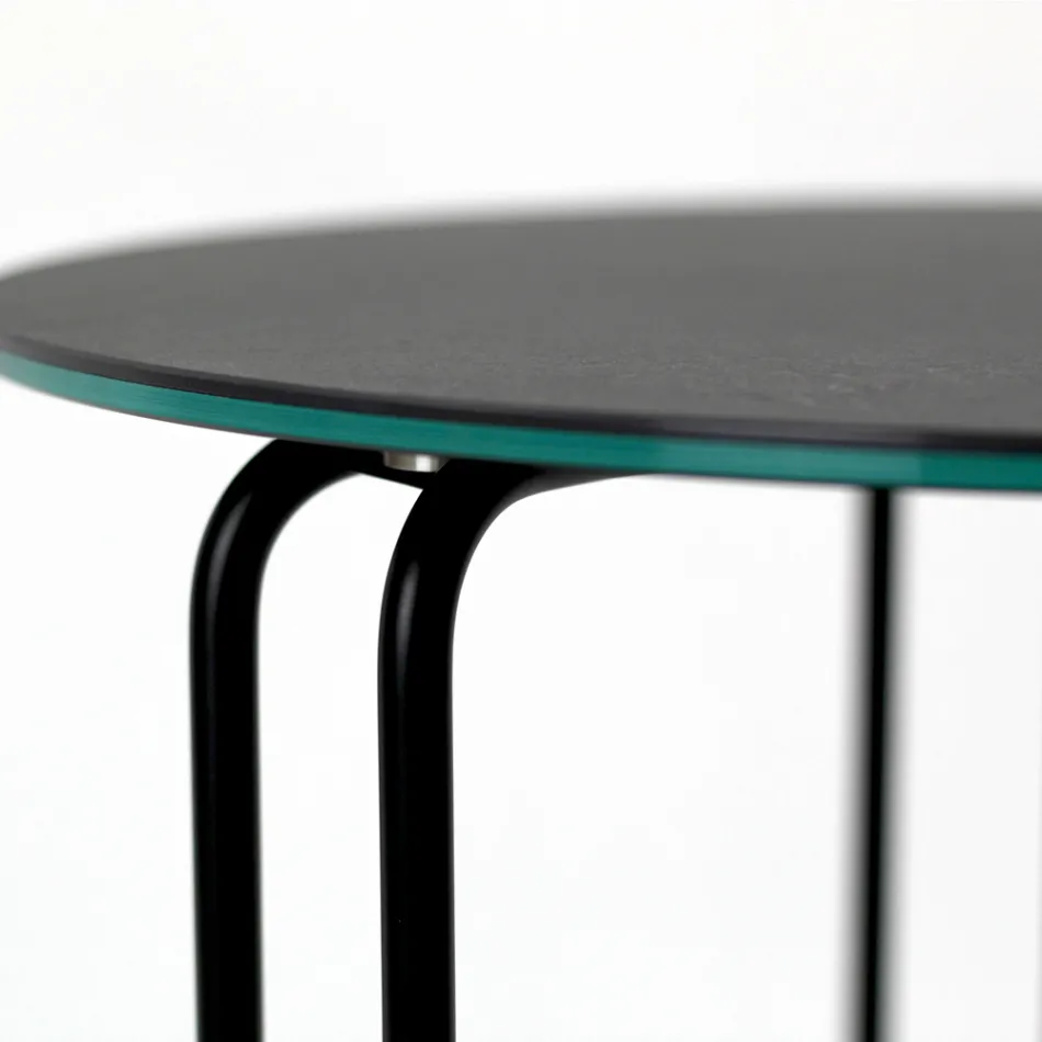 Salontafel in rond steengoed en onderstel met 3 halve manen Made in Italy - Arepa Viadurini