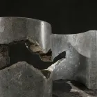 Salontafel van gehard glas met voet van fossiele steen - Jordan Viadurini