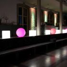 Gekleurde verlichte salontafel van modern design met keuze uit bevestiging - Dadostar Viadurini