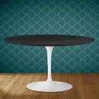 Eero Saarinen Tulip salontafel H 41 ovaal in Domoos keramiek, gemaakt in Italië - Scharlakenrood Viadurini