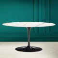 Tulip Saarinen H 41 ovale salontafel in volnerf beeldhouwkeramiek - Scarlet
