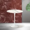 Saarinen Tulip salontafel H 52 cm in Florim Statuario mat keramiek - Scharlakenrood