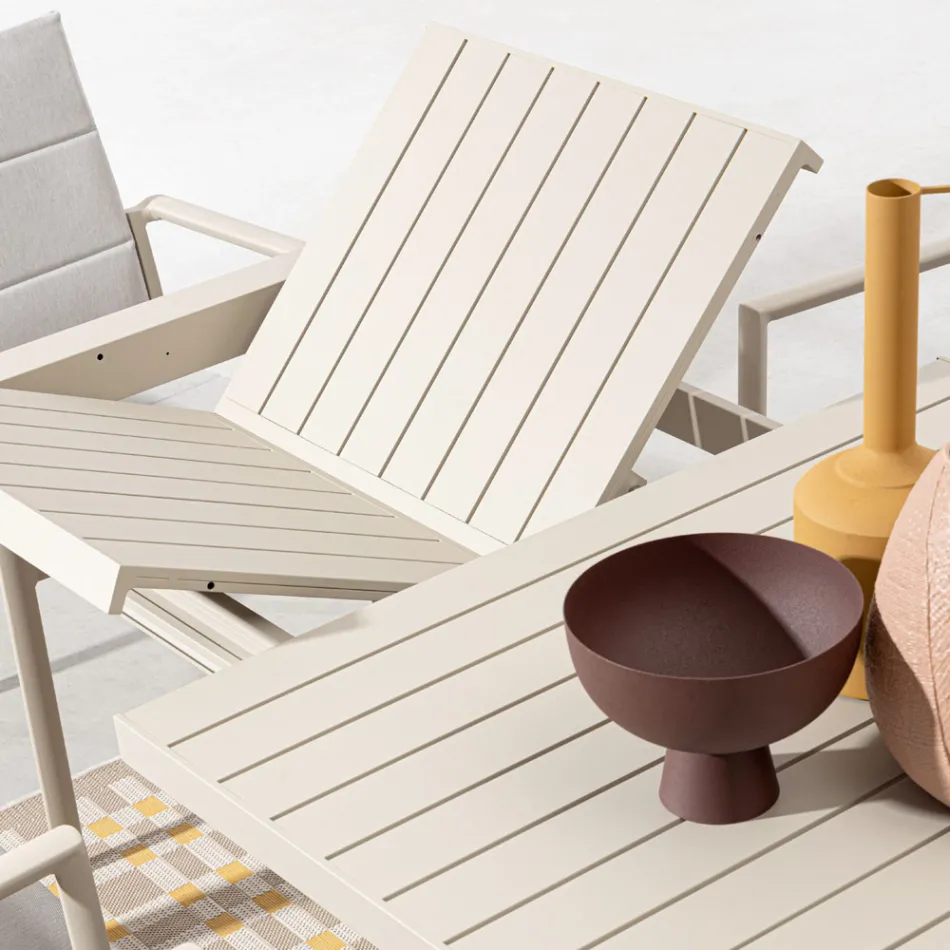 Uitschuifbare tafel tot 240 cm in gepoedercoat aluminium - verf Viadurini