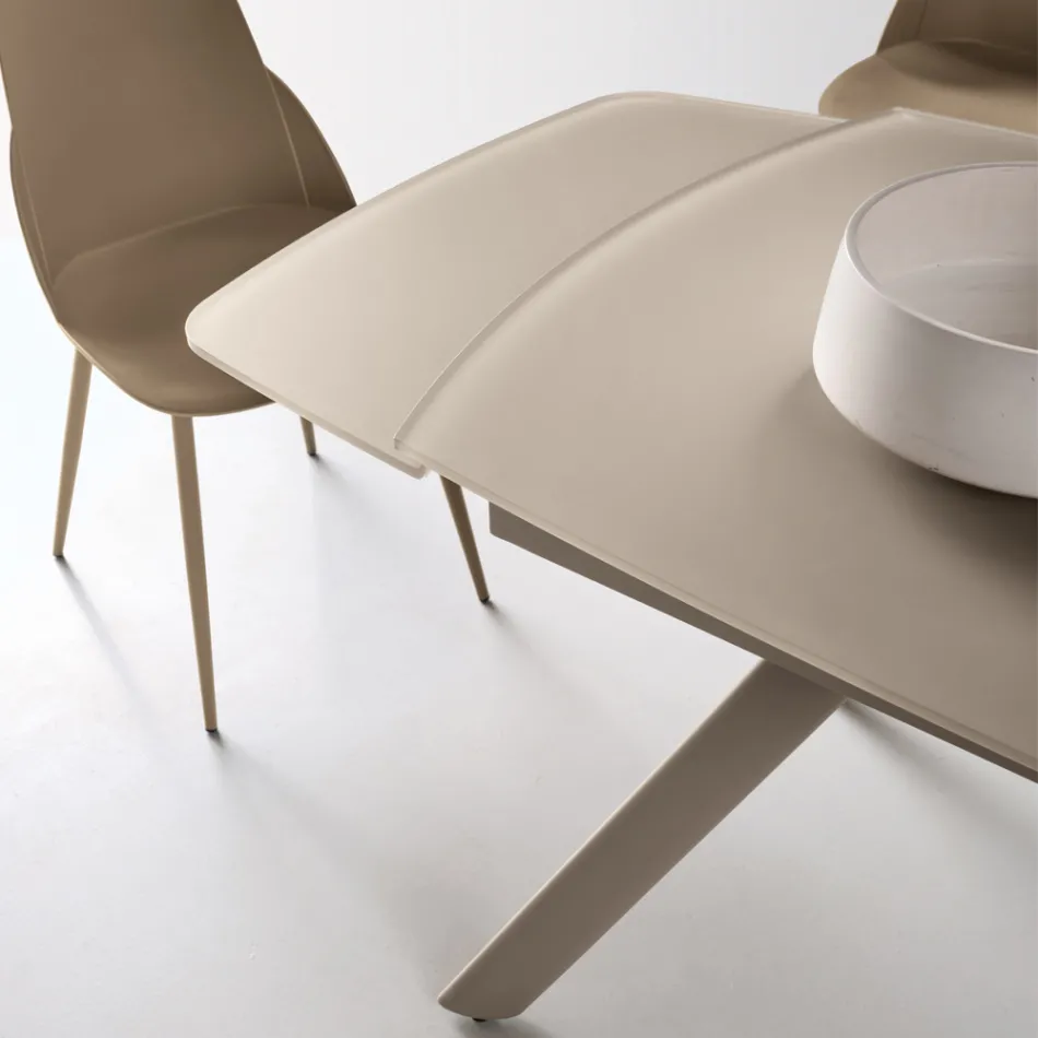 Uitschuifbare tafel tot 210 cm in glas en gelakt metaal - Naxos Viadurini