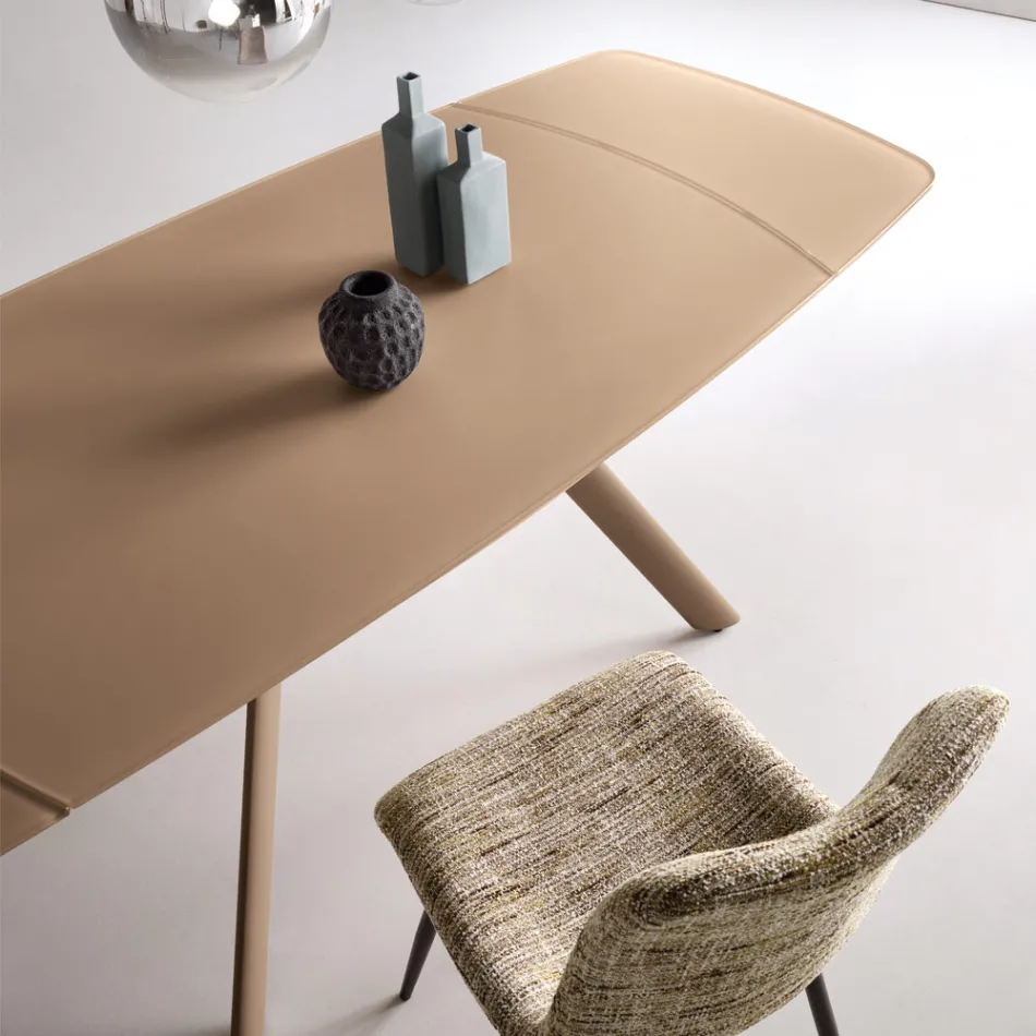 Uitschuifbare tafel tot 210 cm in glas en gelakt metaal - Naxos Viadurini