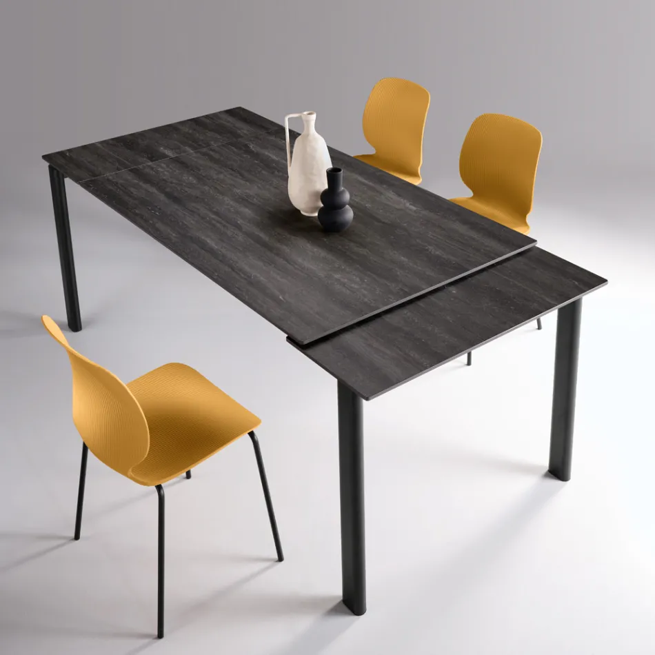 Uitschuifbare tafel in twee maten, van metaal en marmerlook steen - Morfeo Viadurini