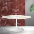 Saarinen Tulip uitschuifbare tafel H 74 cm in Florim Calacatta Gold mat keramiek - Scharlakenrood