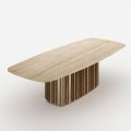 Lunaria tafel met marmeren blad en metalen onderstel, gemaakt in Italië.