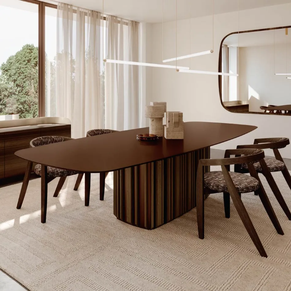 Glazen tafel van 300 cm met metalen onderstel, gemaakt in Italië. Ontwerp: Lunaria Viadurini