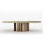 Glazen tafel van 300 cm met metalen onderstel, gemaakt in Italië. Ontwerp: Lunaria Viadurini