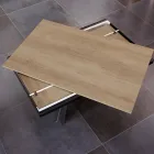 Eettafel die zich uitstrekt en verbreedt in melamine en metaal - Devendra Viadurini