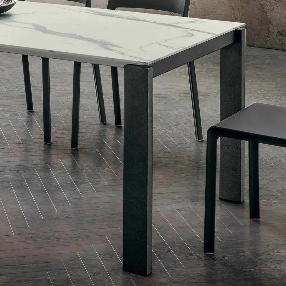 Eettafel in Hpl-marmereffect en gelakt metaal Made in Italy - Jupiter Viadurini