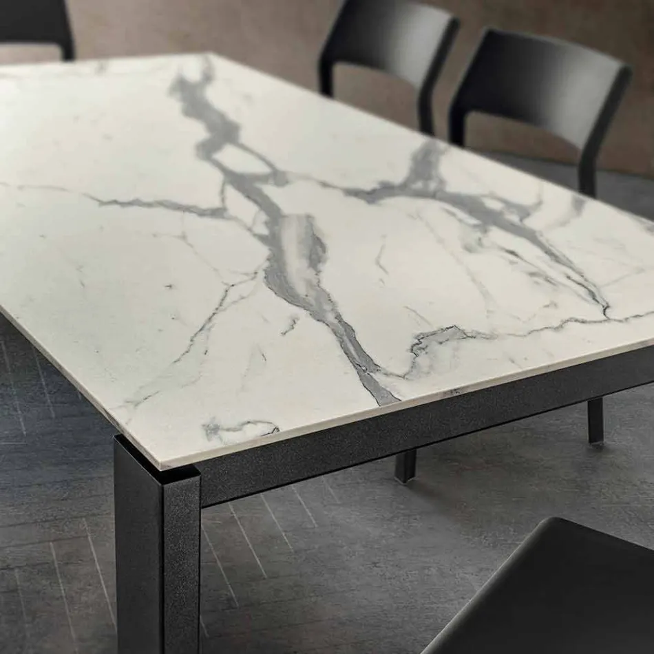 Eettafel in Hpl-marmereffect en gelakt metaal Made in Italy - Jupiter Viadurini