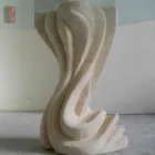 Ronde eettafel in steen met glasplaat Cadmus Viadurini