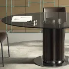 Ronde eettafel van rookglas met houten onderstel Made in Italy - Rondo Viadurini