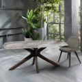 Vaste tafel met keramisch blad en massief walnoothouten onderstel - Oranje