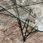 Vaste tafel met tonvormig glazen blad en stalen onderstel Made in Italy - Ezzellino Viadurini