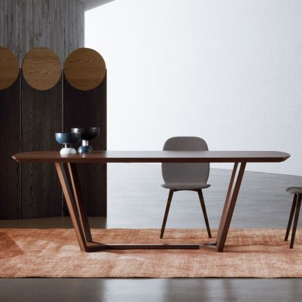 Vaste tafel met gevormd blad en houten onderstel Made in Italy - Digory Viadurini
