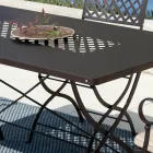 Opklapbare buitentafel van gegalvaniseerd staal Made in Italy - Selvaggia Viadurini