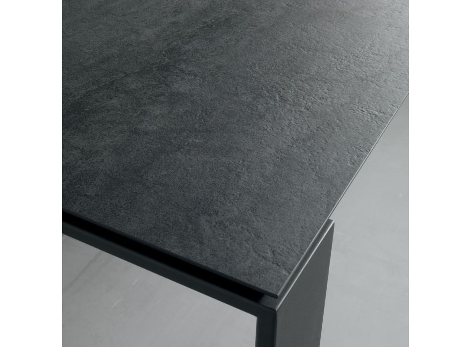 Eettafel uitschuifbaar tot 2,8 m metaal en mat keramiek blad - Rashid Viadurini