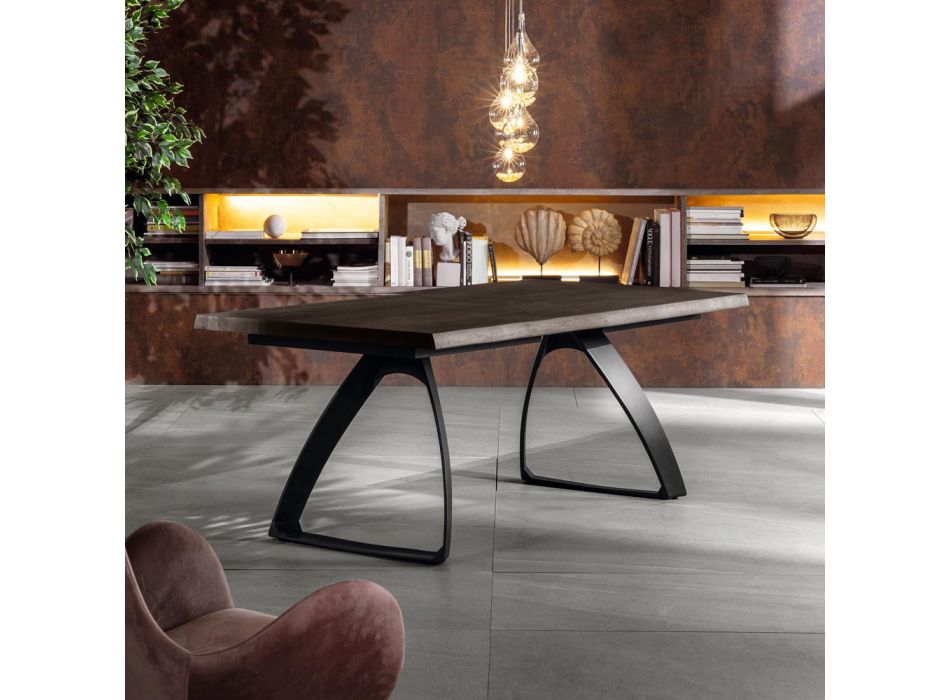 Rechthoekige tafel met eiken fineerblad en aluminium onderstel - Logan Viadurini