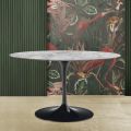 Eero Saarinen Tulip Tafel H 74 met ovalen blad in Arabescato Marmer Made in Italy - Scarlet