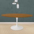 Eero Saarinen Tulip Tafel H 74 Rond in Eiken gebeitst Licht Notenhout Made in Italy - Scarlet