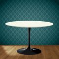 Eero Saarinen Tulpentafel H 74 in Moonè Keramiek Gemaakt in Italië - Scharlakenrood