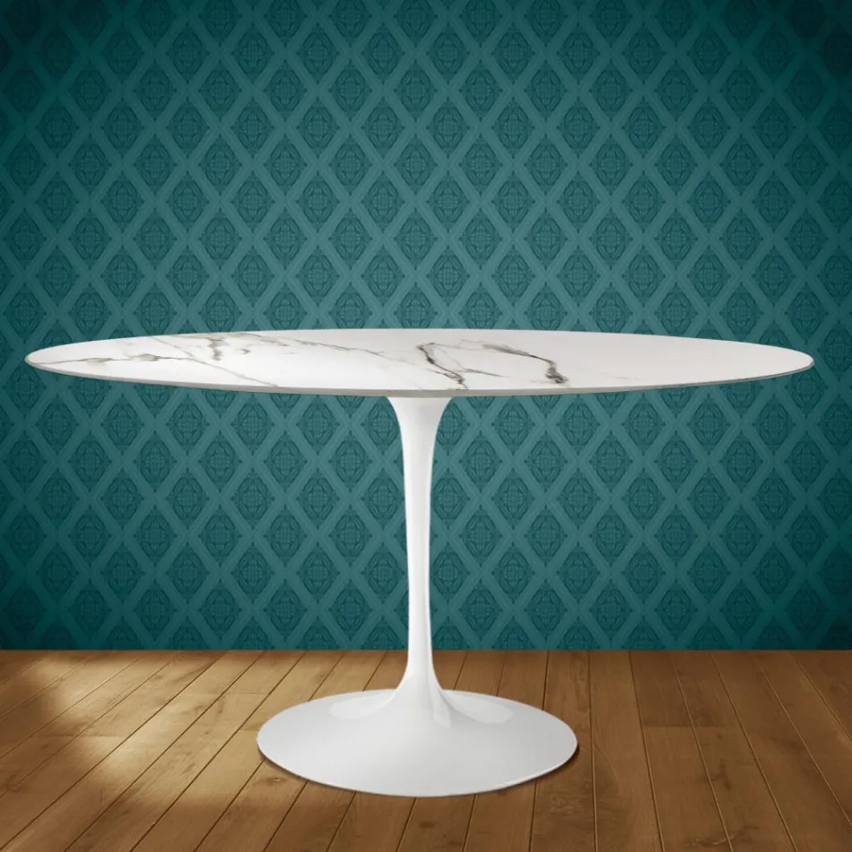 Eero Saarinen Tulpentafel H 74 Ovaal in Keramiek Aura 22 Gemaakt in Italië - Scharlakenrood Viadurini