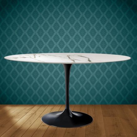 Eero Saarinen Tulpentafel H 74 Ovaal in Keramiek Aura 22 Gemaakt in Italië - Scharlakenrood Viadurini