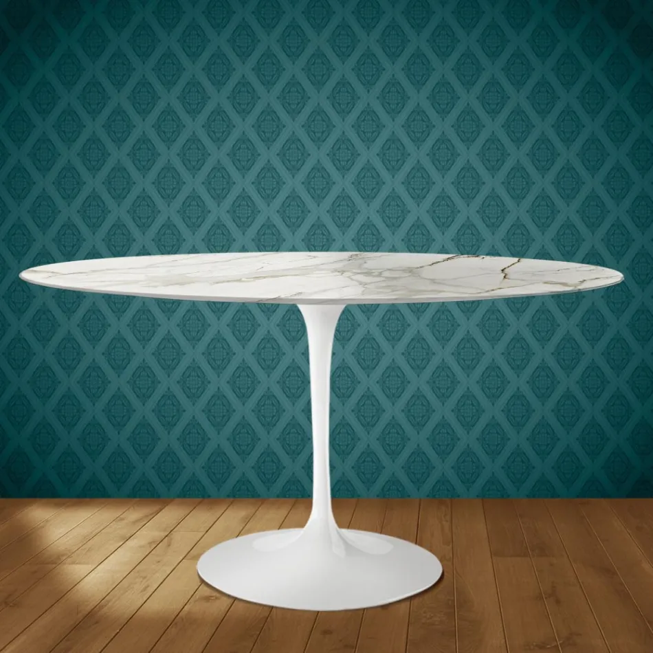 Eero Saarinen Tulpentafel H 74 Ovaal in Glanzend Keramiek Gemaakt in Italië - Scharlakenrood Viadurini