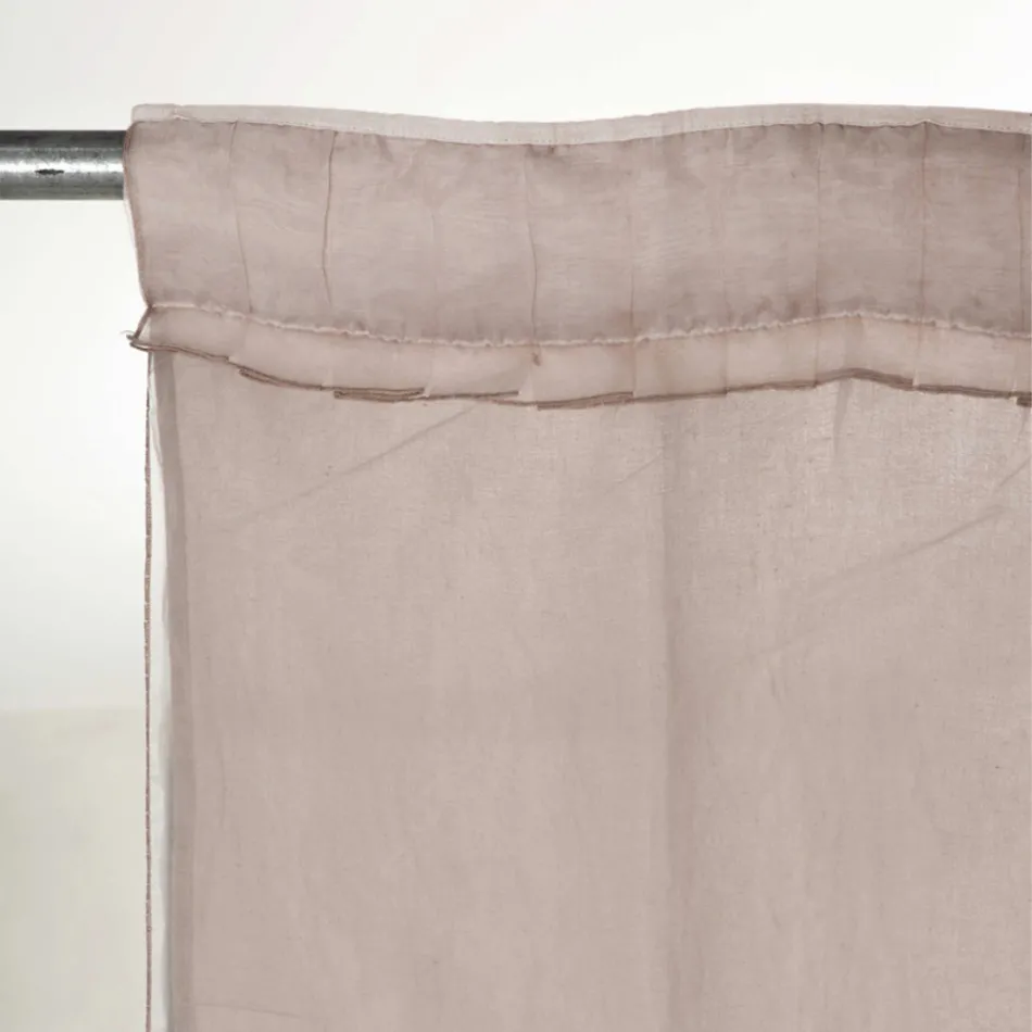 Licht linnen gordijn met organza en gotisch borduurwerk in het luxe centrum - Marinella Viadurini