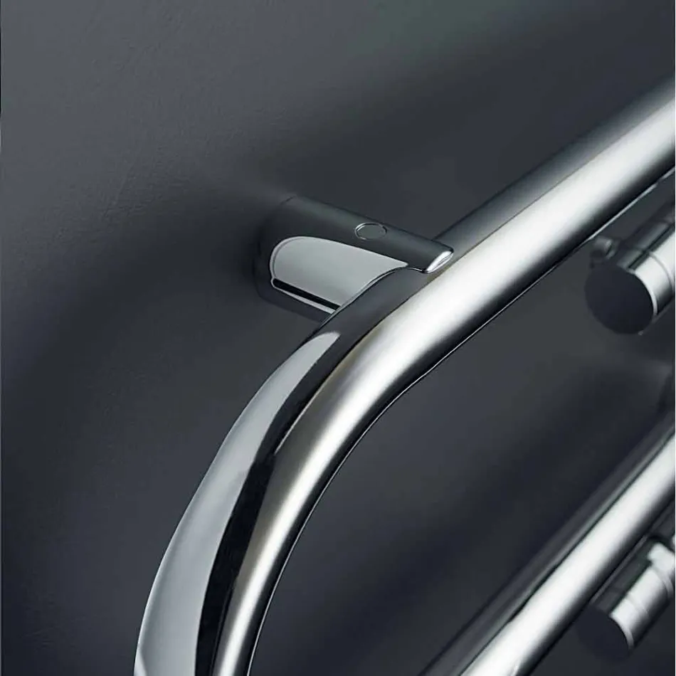 Termoarredo hydraulisch ontwerp nietjes met chromen goal van Scirocco H Viadurini