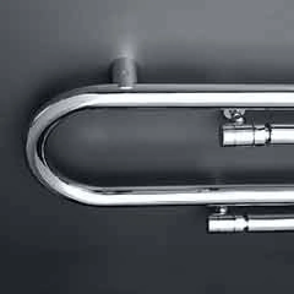 Termoarredo hydraulisch ontwerp nietjes met chromen goal van Scirocco H Viadurini