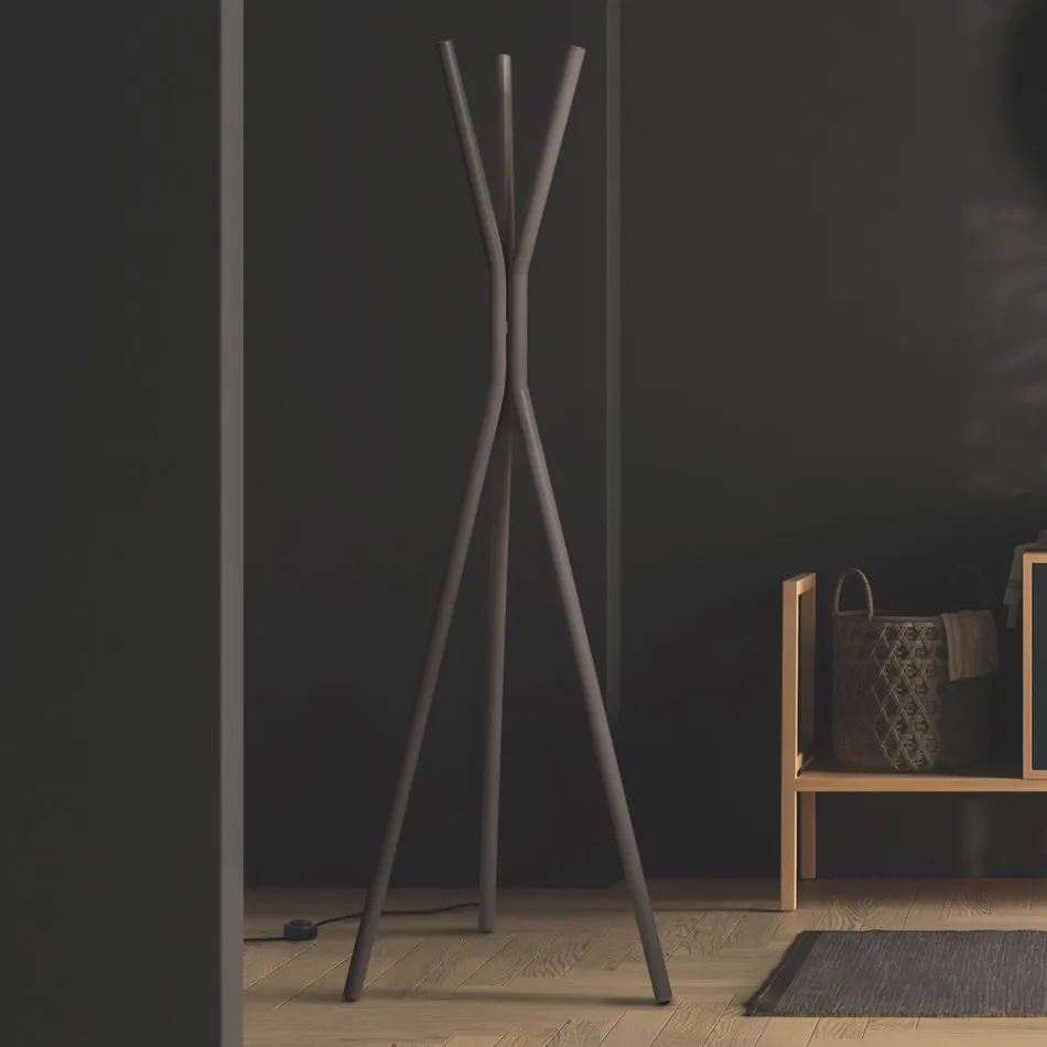 Vrijstaande stalen elektrische radiator met voetschakelaar - Boom Viadurini