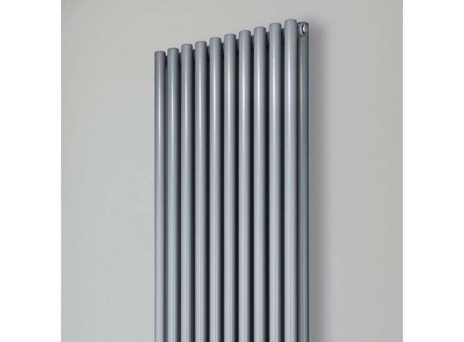 Hydraulische radiator met horizontale collectoren en verticale buizen - Colomba Viadurini