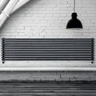 Hydraulische radiator met verticale collectoren en horizontale buizen - Samengesteld Viadurini