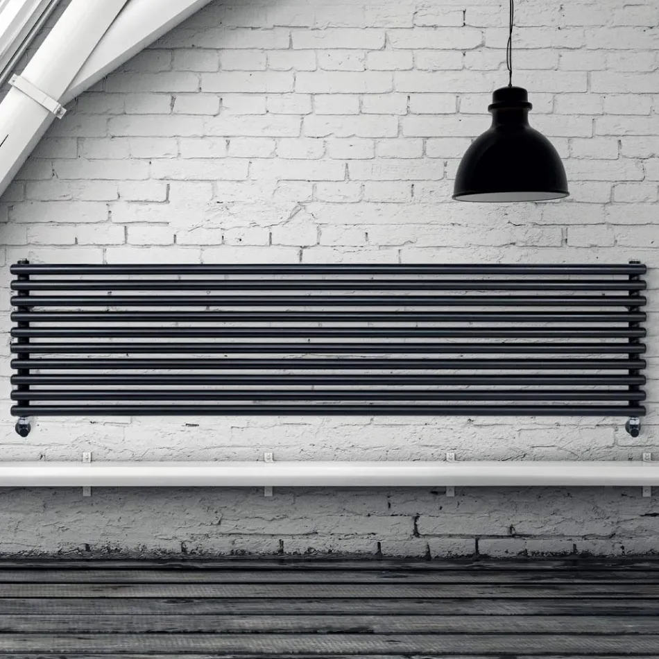 Hydraulische radiator met verticale collectoren en horizontale buizen - Samengesteld Viadurini