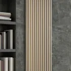 Hydraulische radiator met drievoudige sectie van verticale elementen - Cantucci Viadurini