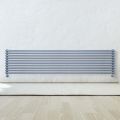 Sanitairradiator met een reeks horizontale elementen Made in Italy - Cappello
