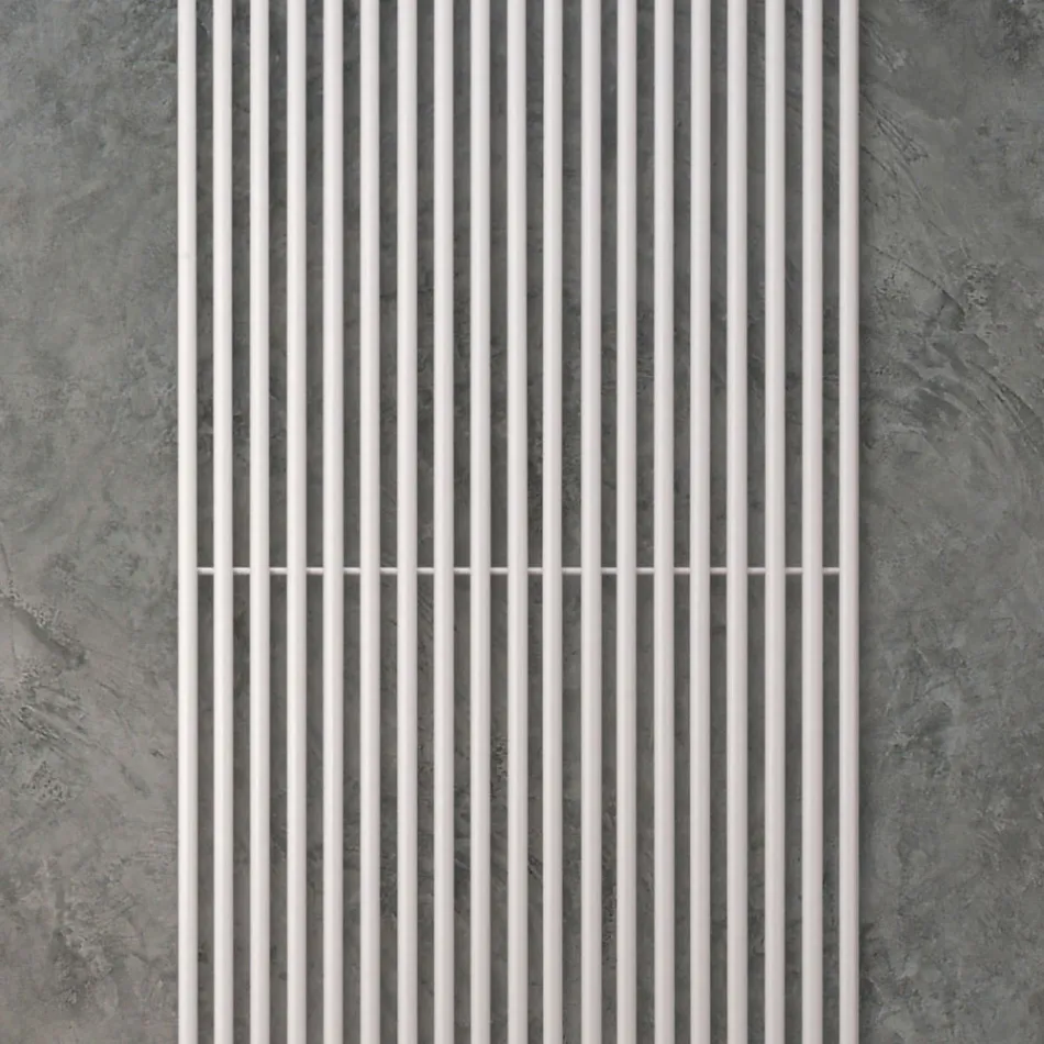 Hydraulische radiator met een reeks verticale elementen gemaakt in Italië - koolstof Viadurini