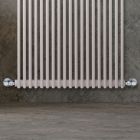 Hydraulische radiator met een reeks verticale elementen gemaakt in Italië - koolstof Viadurini