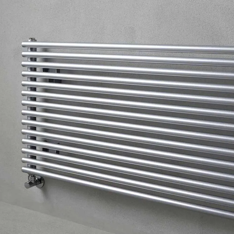 Wandgemonteerde hydraulische designradiator in verschillende maten tot 1154 W - Penguin Viadurini