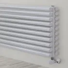Hydraulische radiator in zuiver witte staalafwerking Made in Italy - Cookies Viadurini