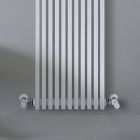 Hydraulische radiator in verkeerswitte stalen afwerking Made in Italy - Cup Viadurini