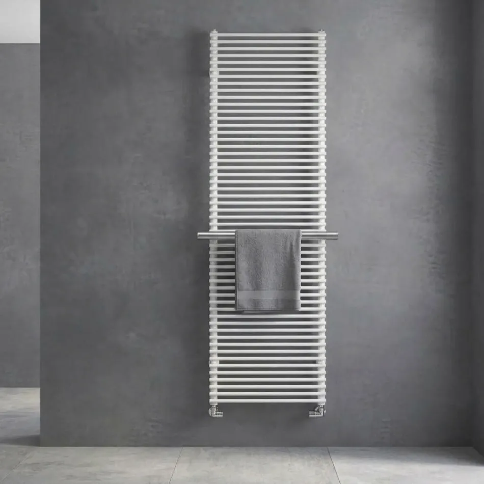 Radiator met diverse stijlen en stangen in verschillende hoogtes en breedtes, gemaakt in Italië - Brace Viadurini