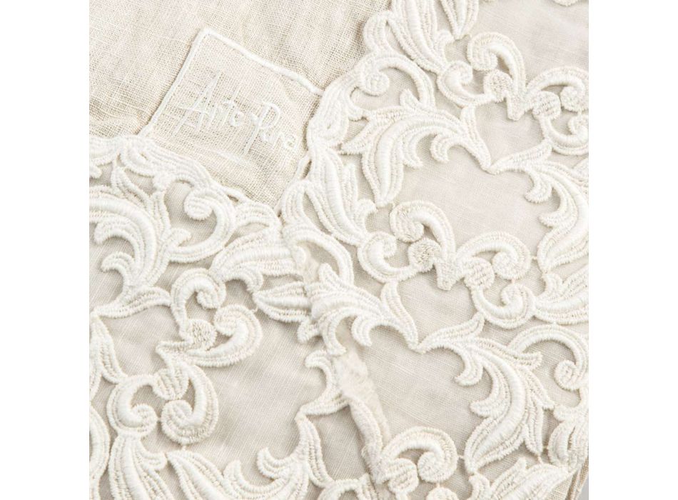 Beige linnen rechthoekig tafelkleed met Farnese luxe artisanaal kant - Kippel
