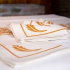 Servet van gemengd linnen met handafdruk Uniek stuk gemaakt in Italië - merken Viadurini